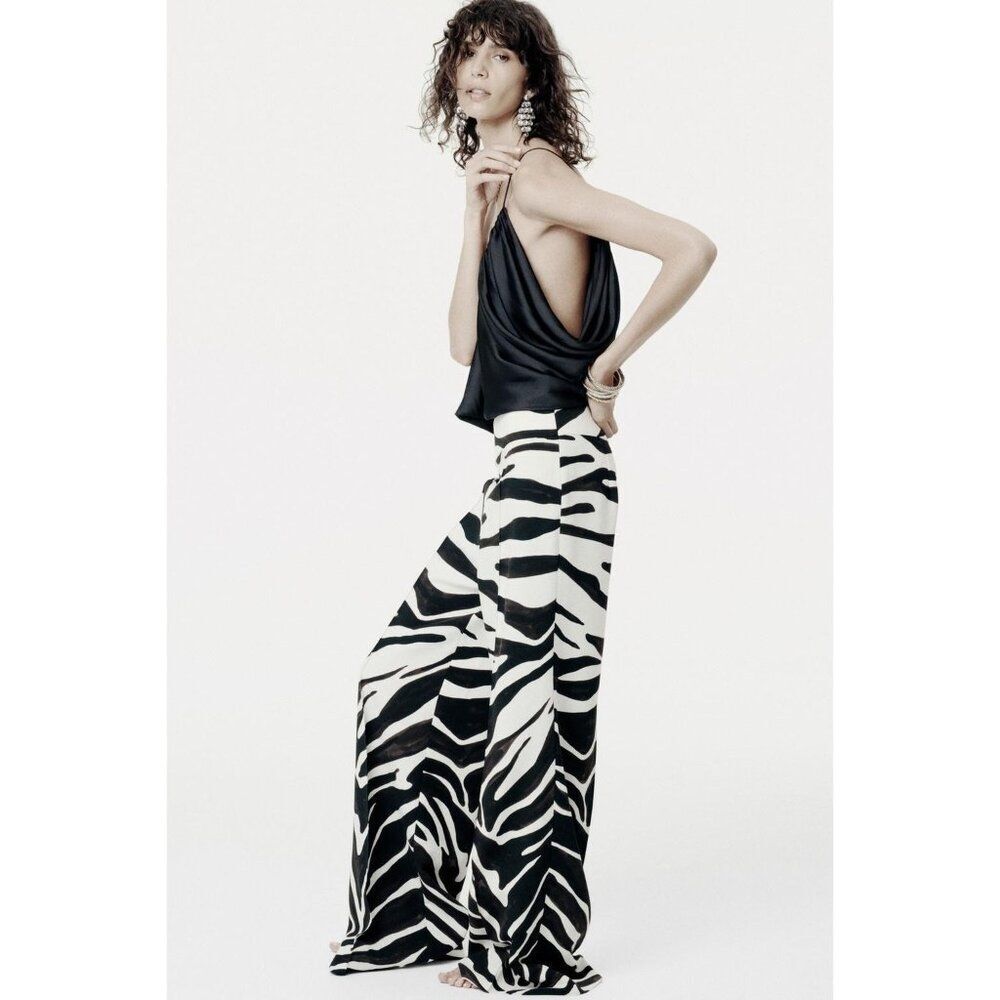 Zara Womens Pants XS Black Zebra Print Pleated Wide Leg Side Zip 8398/054 NWOT